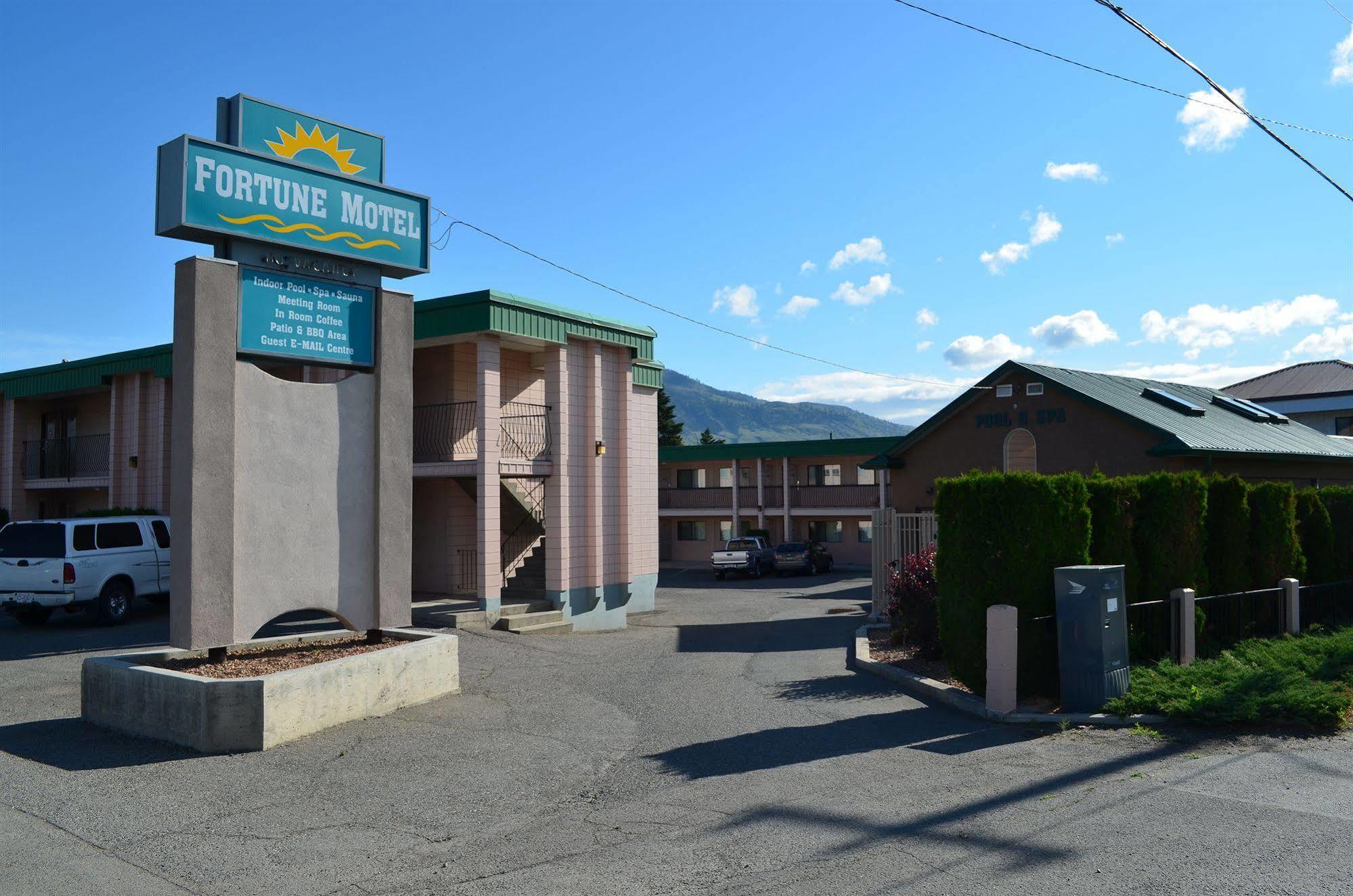 Fortune Motel Kamloops Buitenkant foto